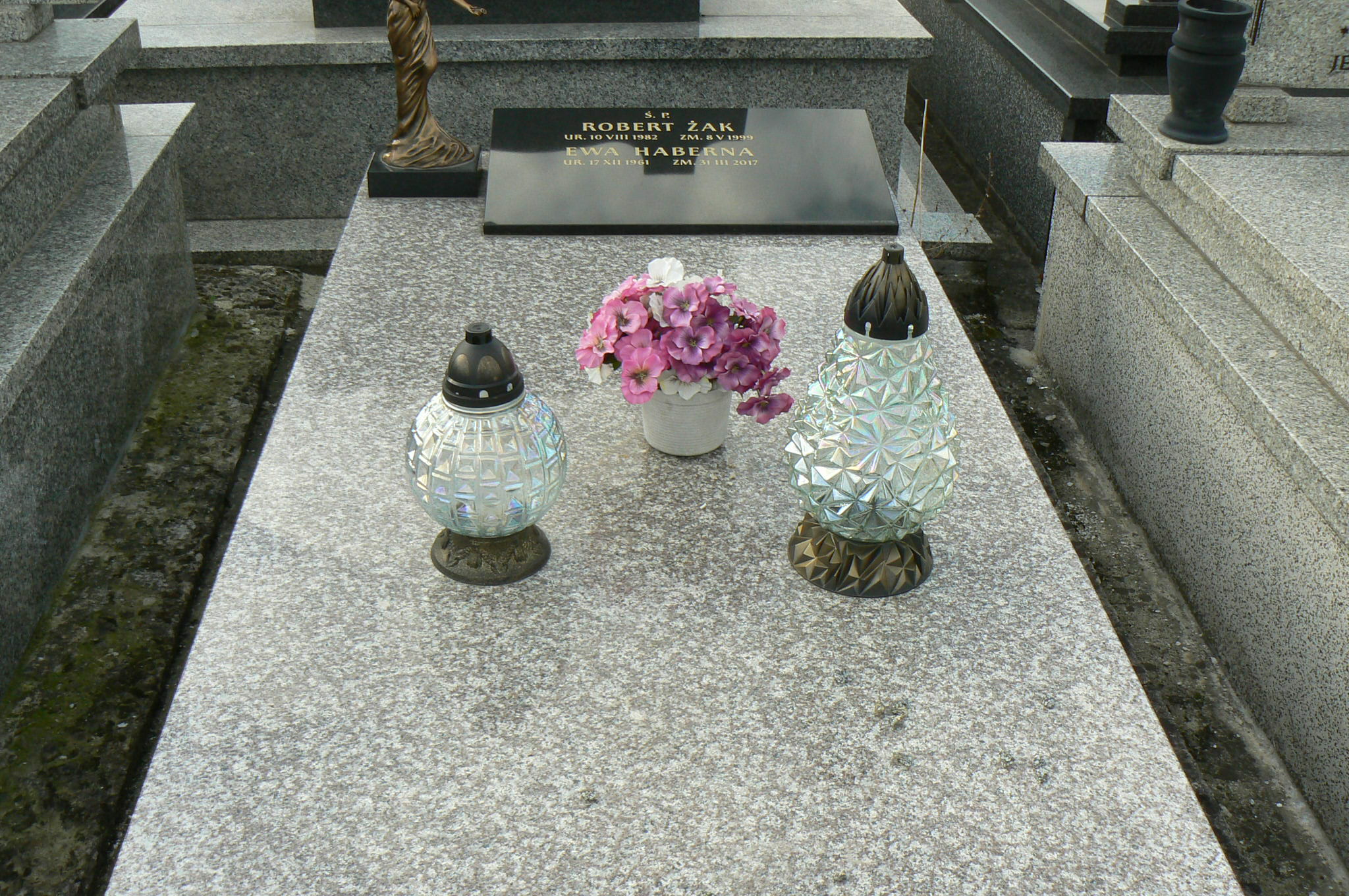 Ewa Haberna 1961 Myślenice - Grobonet - Wyszukiwarka osób pochowanych