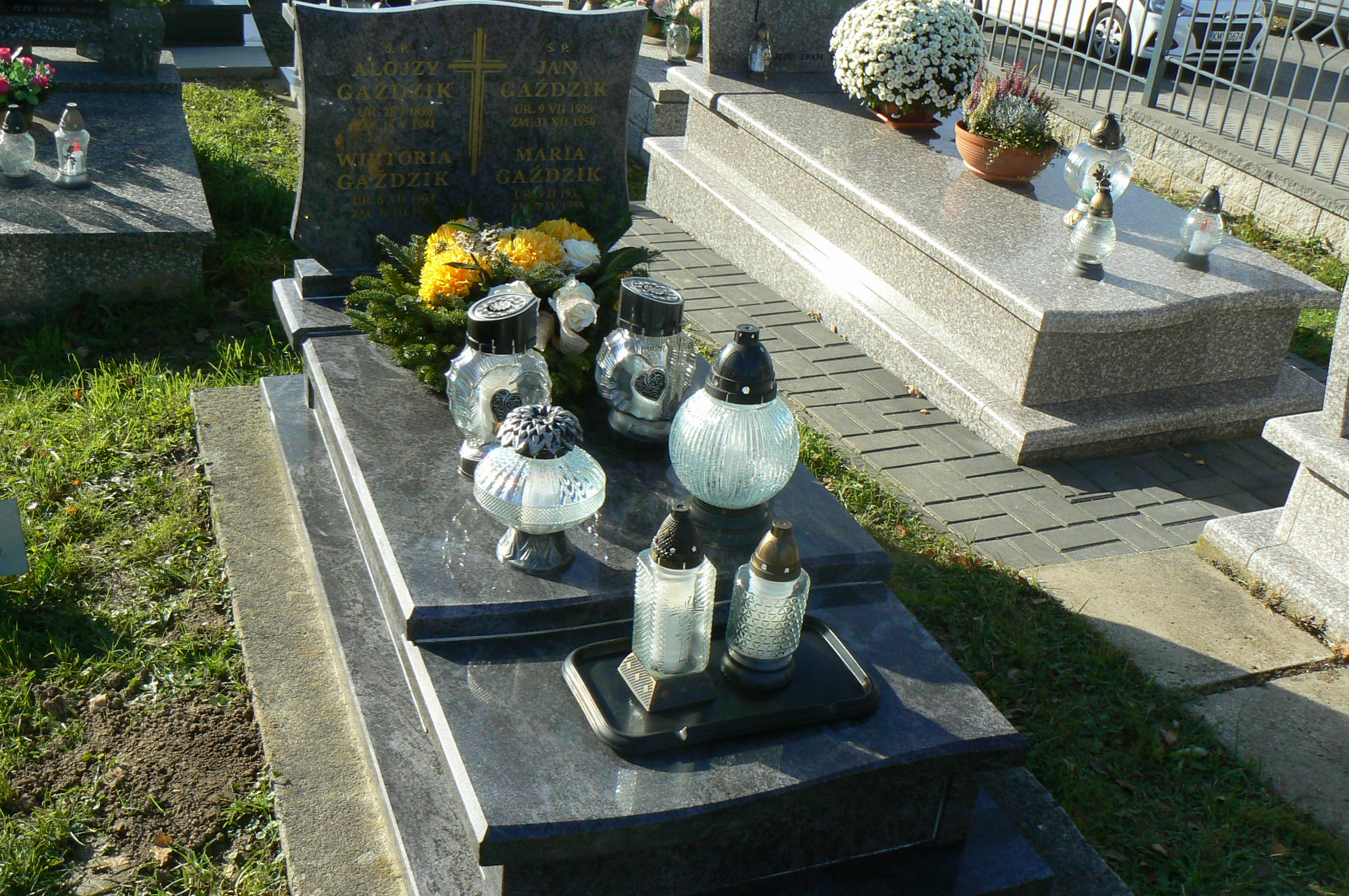 Grób Wiktoria Gaździk