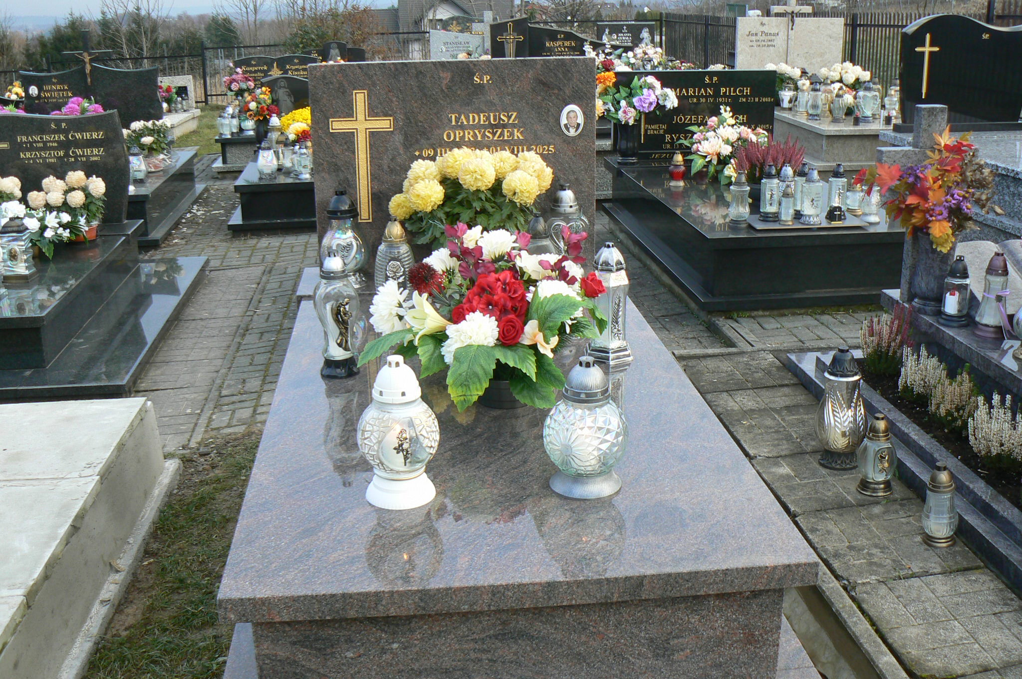 Grób Tadeusz Opryszek