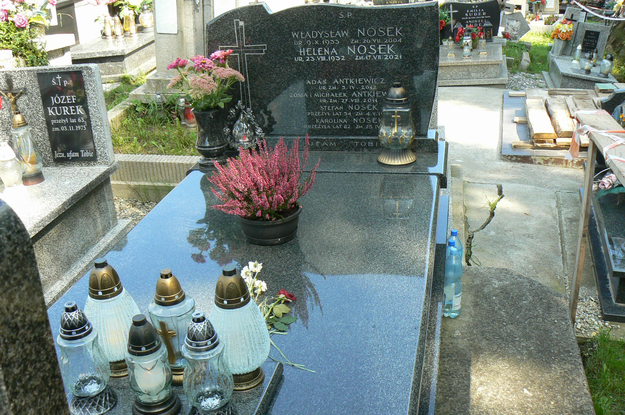 Adam Antkiewicz 2012 Myślenice - Grobonet - Wyszukiwarka osób pochowanych